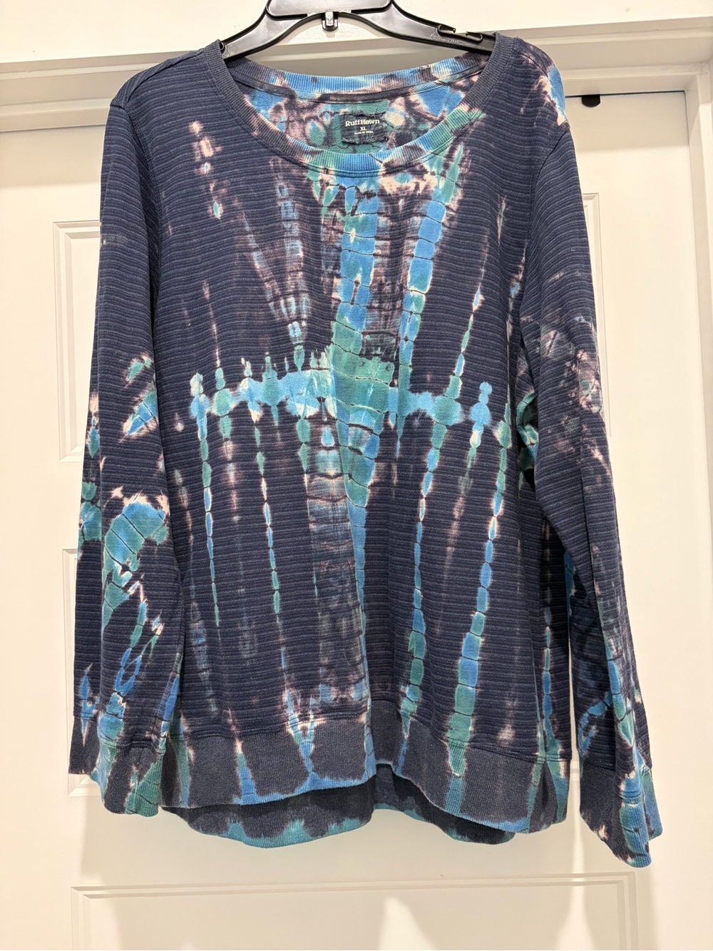 Ruff Hewn women’s sweatshirt